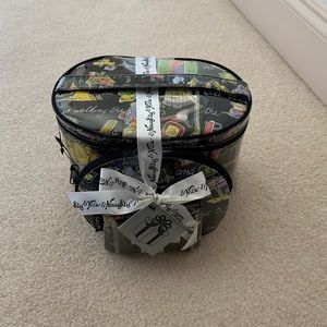 3 pc cosmetic bag gift set, new I never opened it